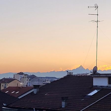 A Casa Di Rina Leilighet Torino Eksteriør bilde